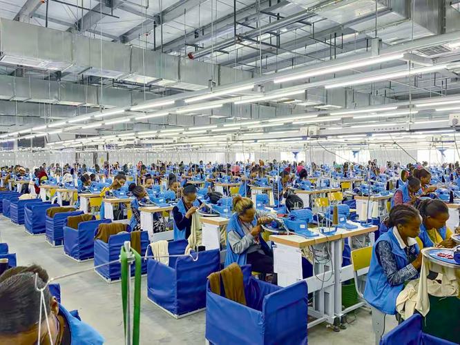 一个大到能影响行业供应链的服装大厂,要裁员40000工人!